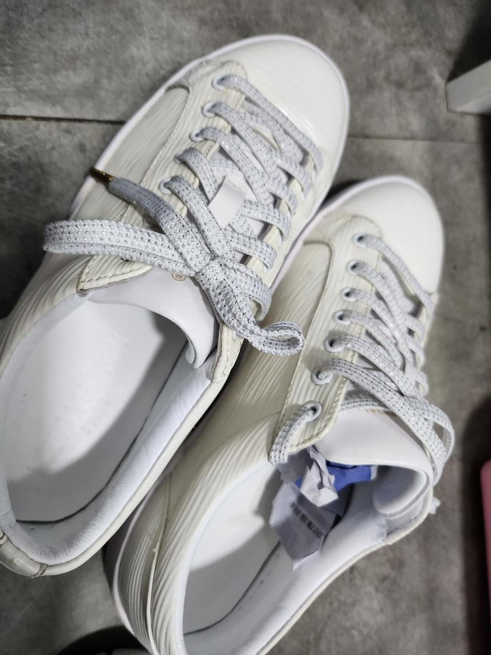 루이비통 운동화