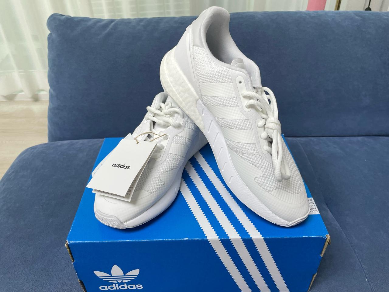 아디다스 운동화 새상품(260)