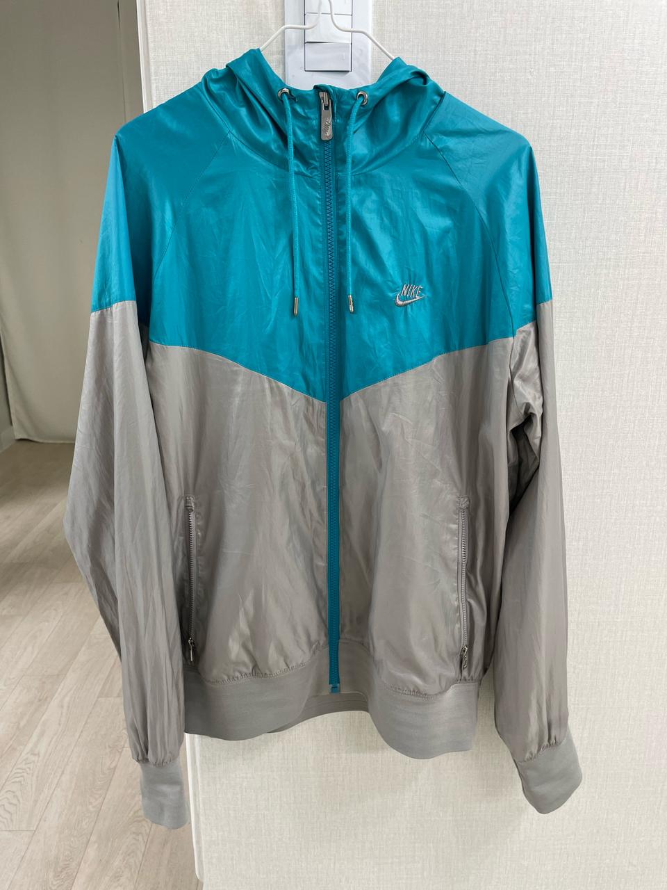 나이키 바람막이(100)