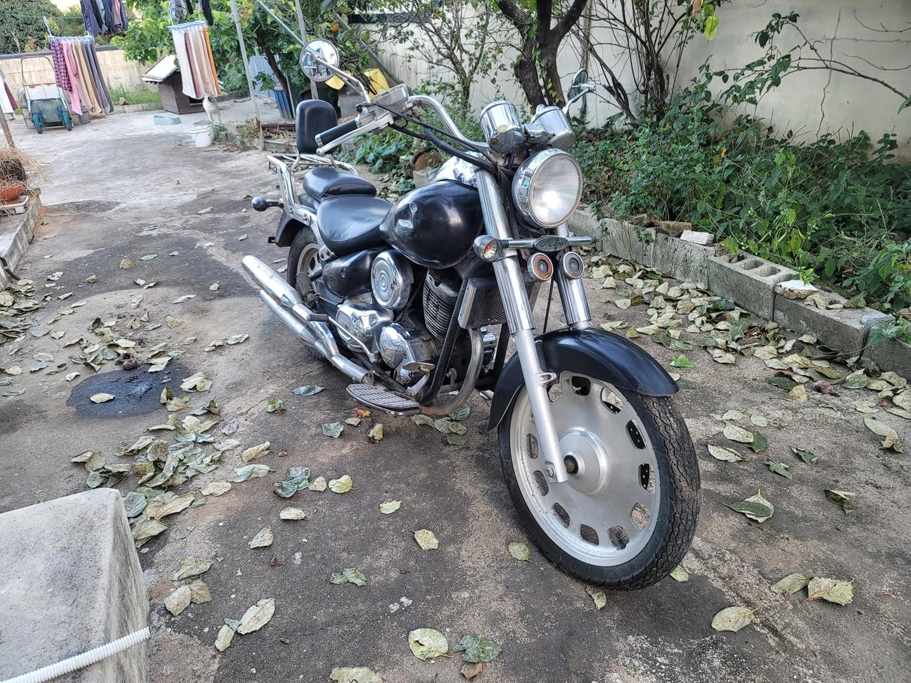 대림데이스타125 부품용으로 판매합니다. 엔진은 보링이필요합니다.