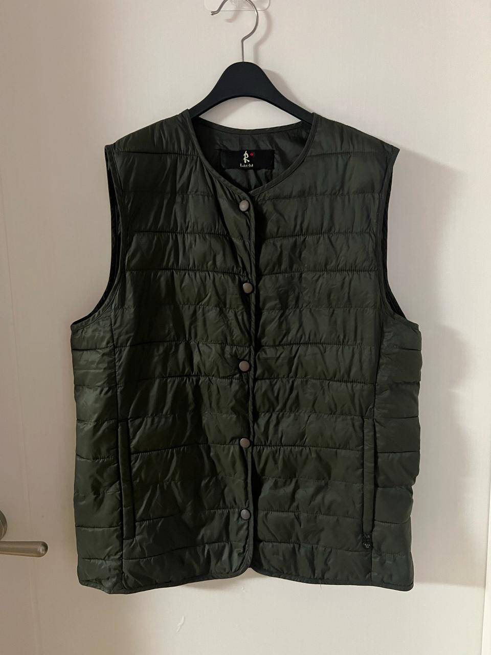 루키버드 경량패딩조끼