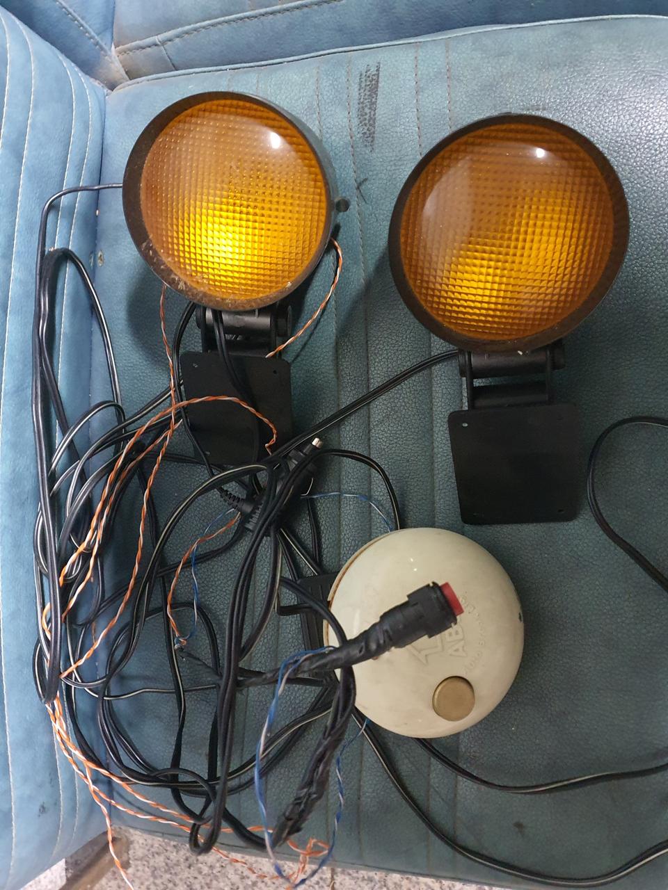 차량 등 설치용 비상등