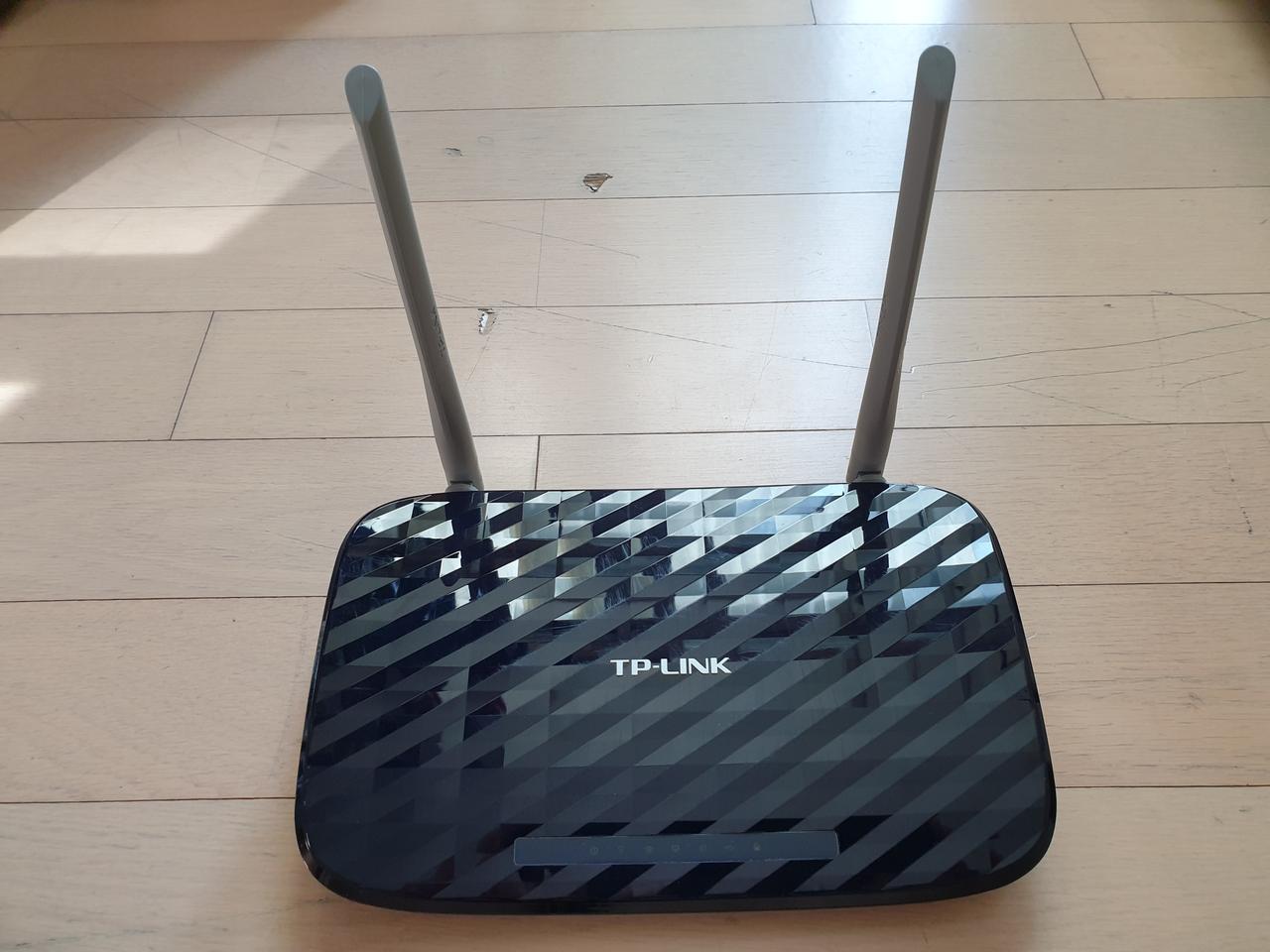 티피링크 와이파이 공유기 판매합니다.