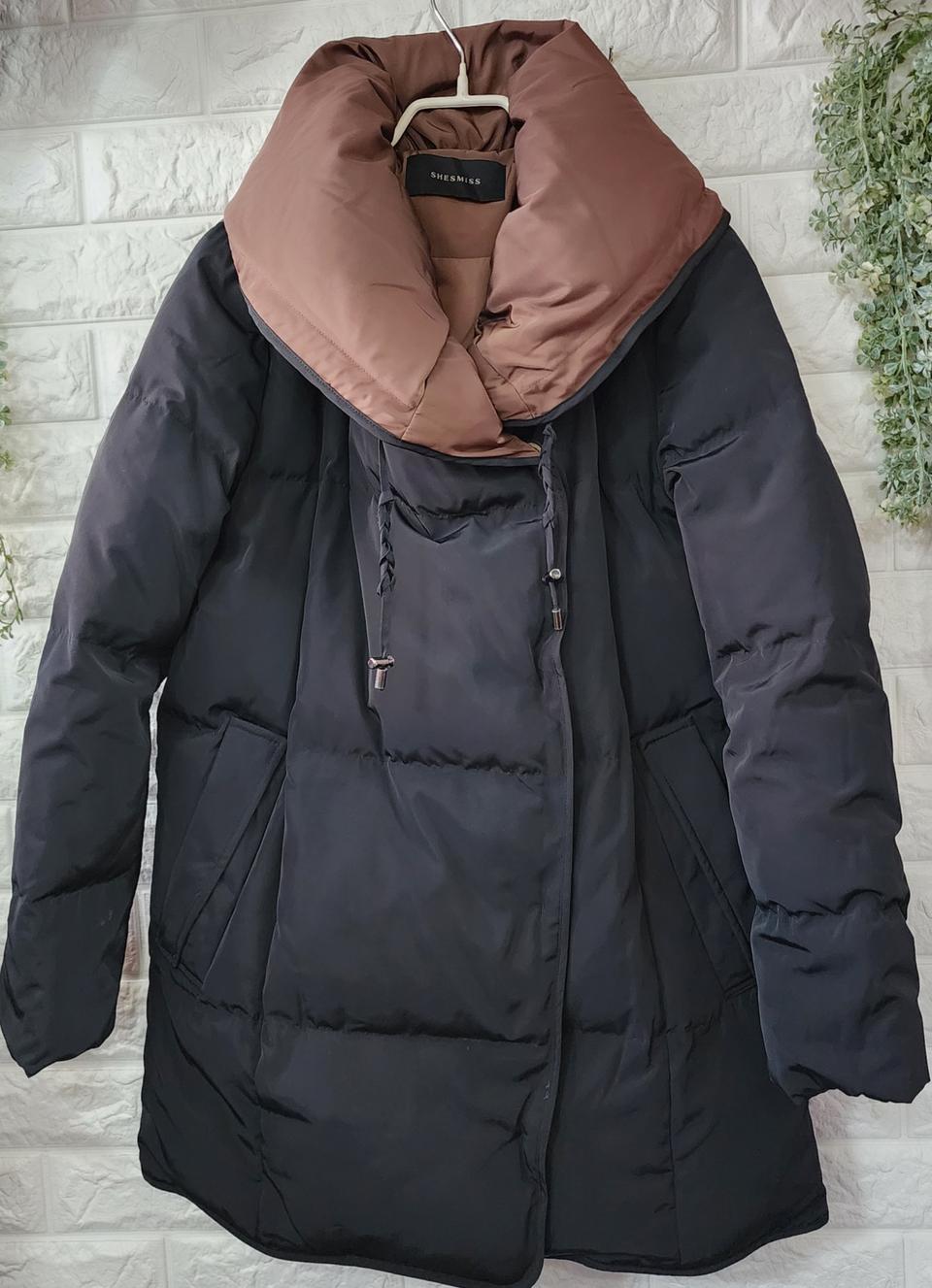 쉬즈미스.패딩코트