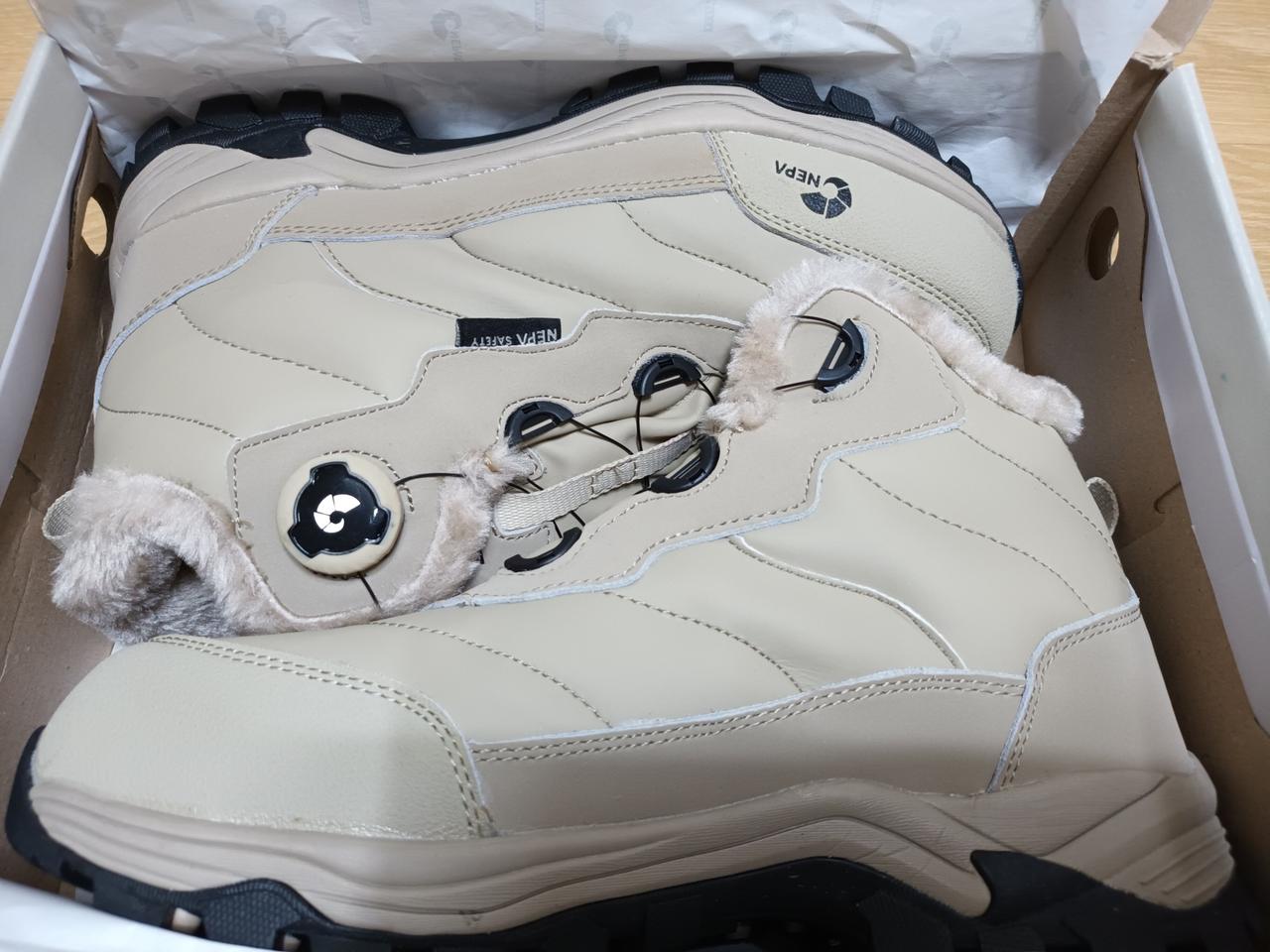 네파안전화 방한화 265  박스새제품 *아이젠* 등산화