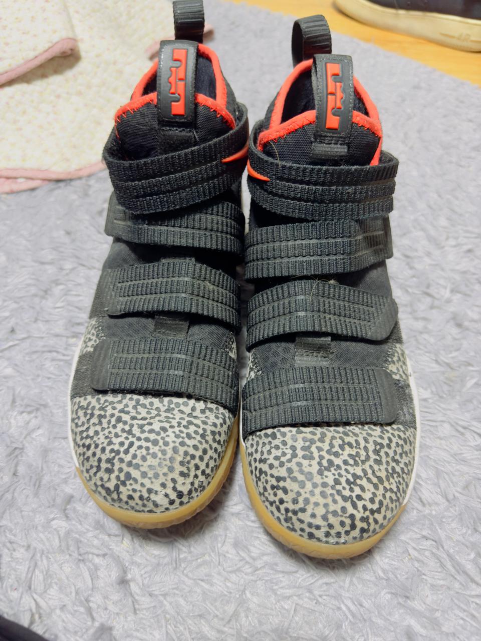 르브론 솔져11 255