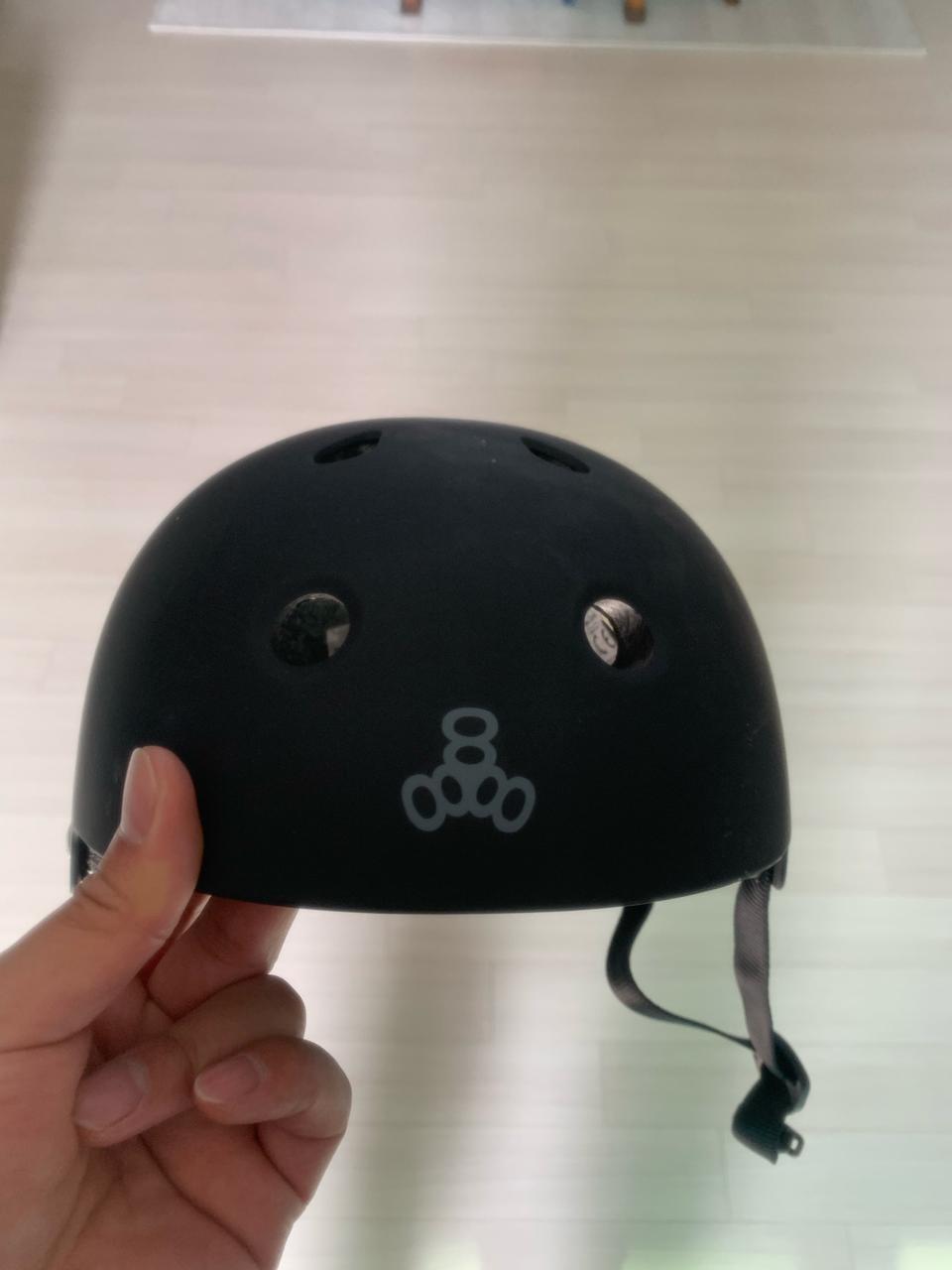 스케이트보드 헬멧