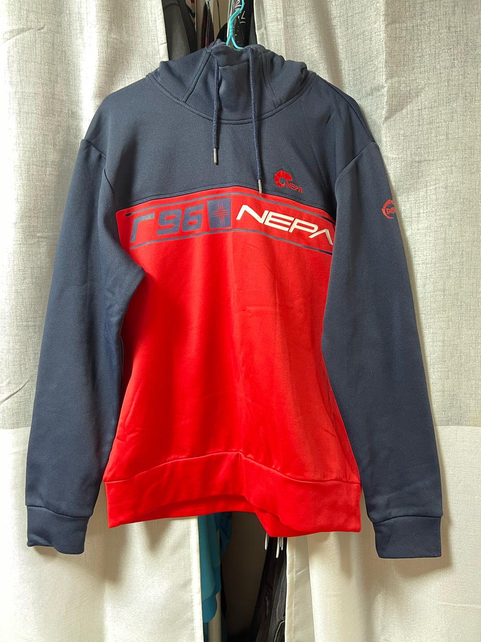 네파 겨울 후디입니다