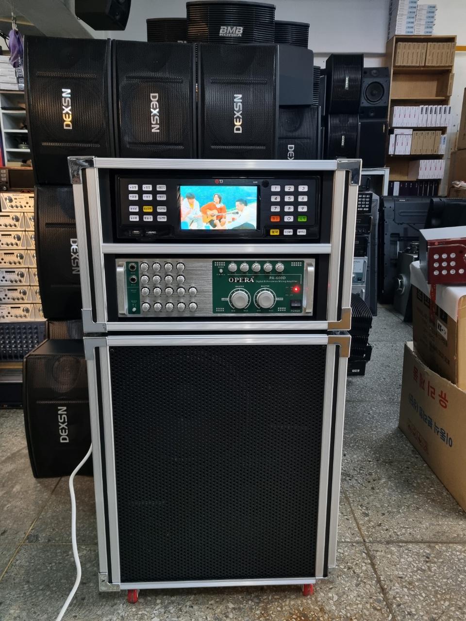 태진 이동형 노래방 69만원 세트 판매합니다.