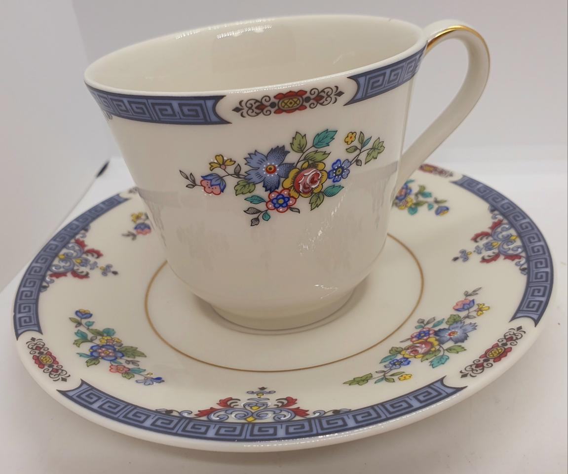 영국정품  로얄덜튼 찻잔 (미사용 보관용12셋트)1셋트값