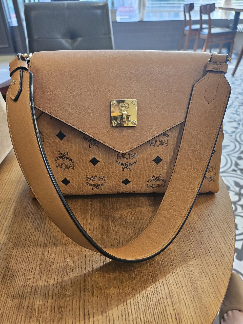 mcm 숄더백