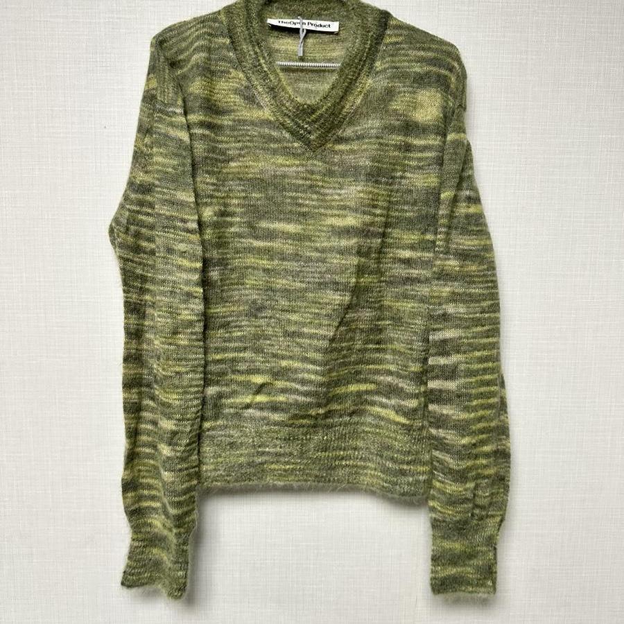 더오픈프로덕트 투톤 브이넥 니트