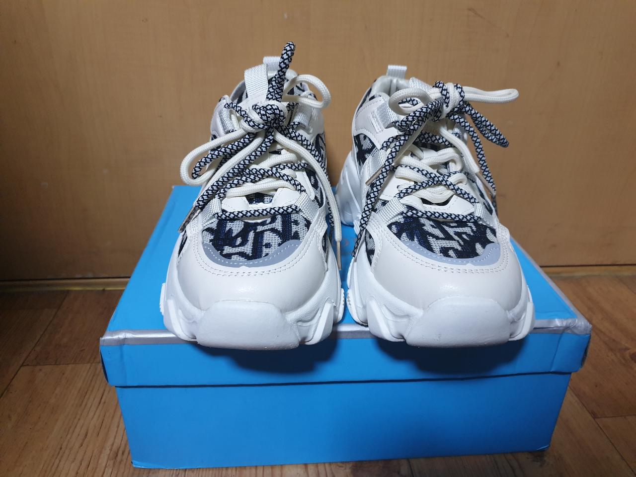 어글리 운동화 245