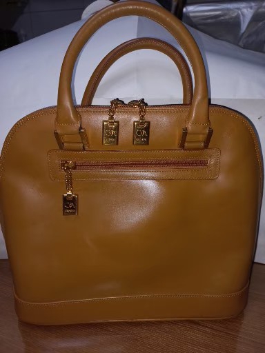 카렌다쉬 Caran d'ache GENEVE 남녀공용 가죽 토드백 한정판