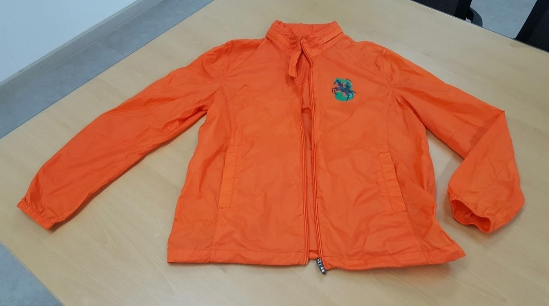 Hum 후드 바람막이 100