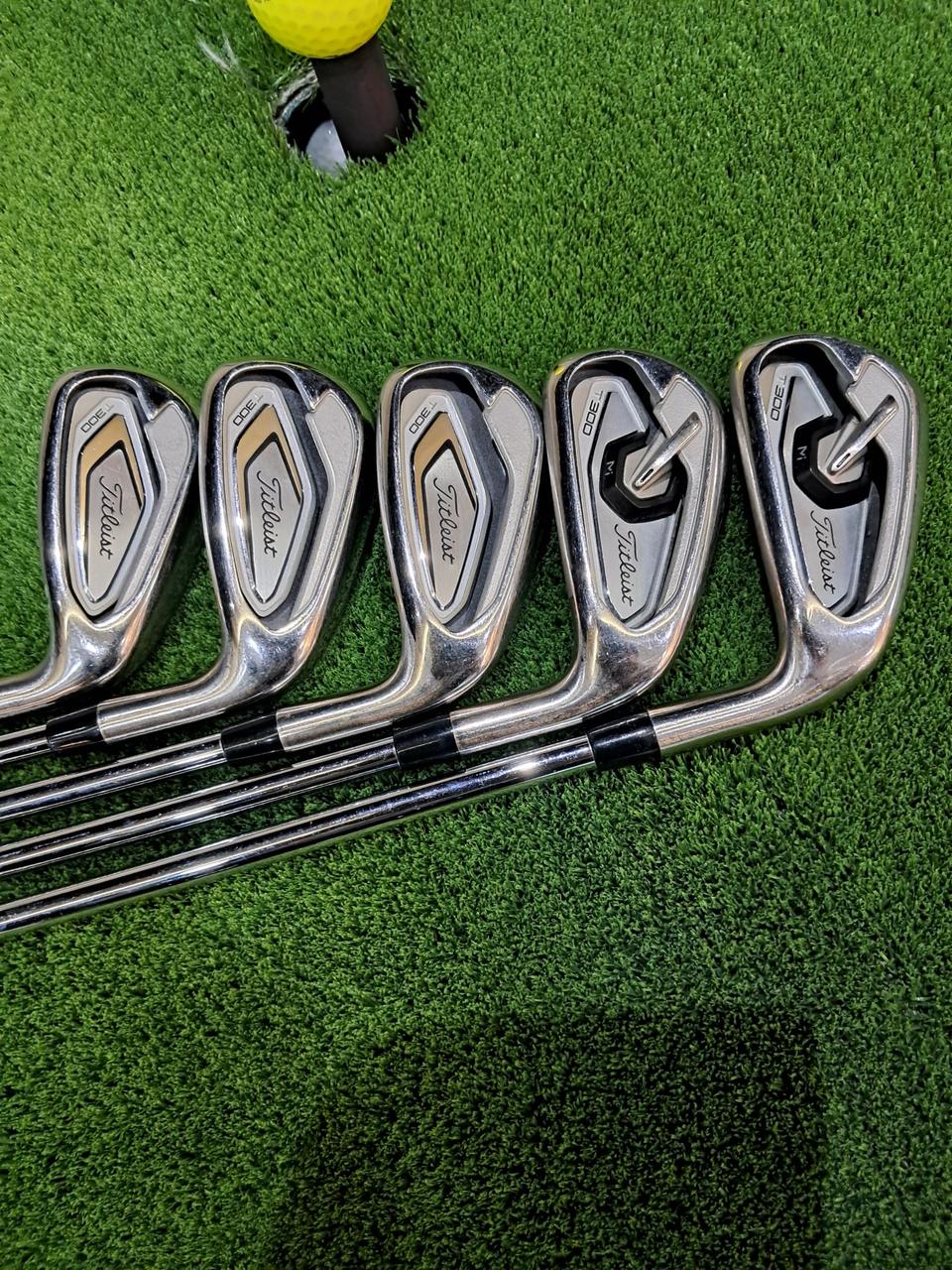 타이틀리스트 T300  아이언