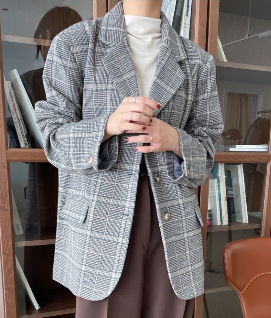 가격인하!!체크 자켓 새상품 25000원!!박시하게 나와서 예뻐요~