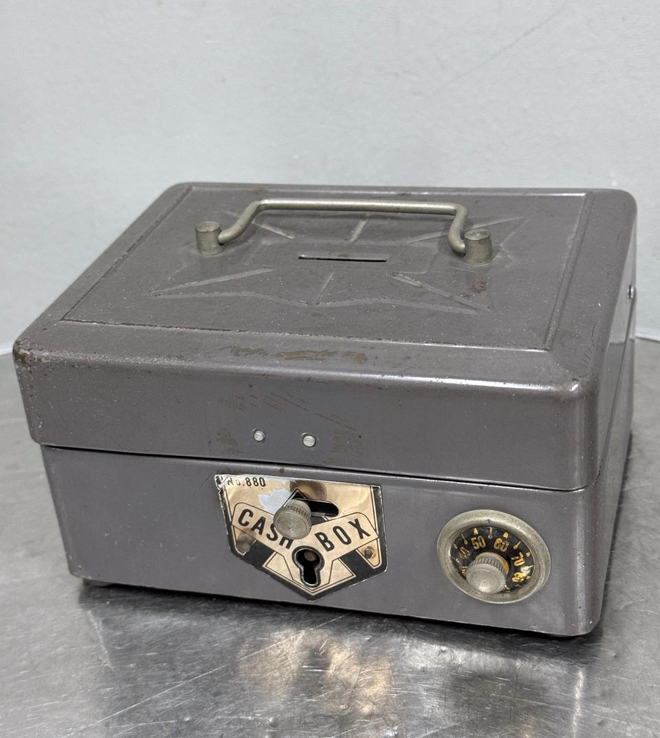일제 캐쉬박스 캐시박스 40년된 금고 돈통 피규어 저금통 인테리어소품