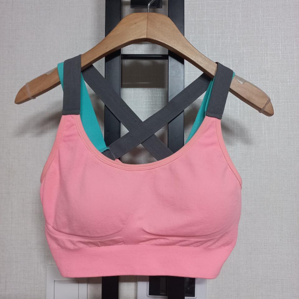 스포츠웨어 상의