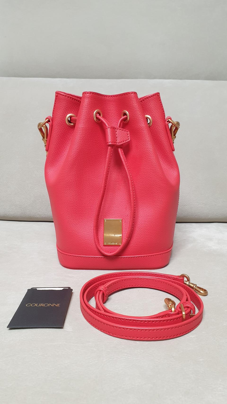 쿠론 멜리아 크로스백