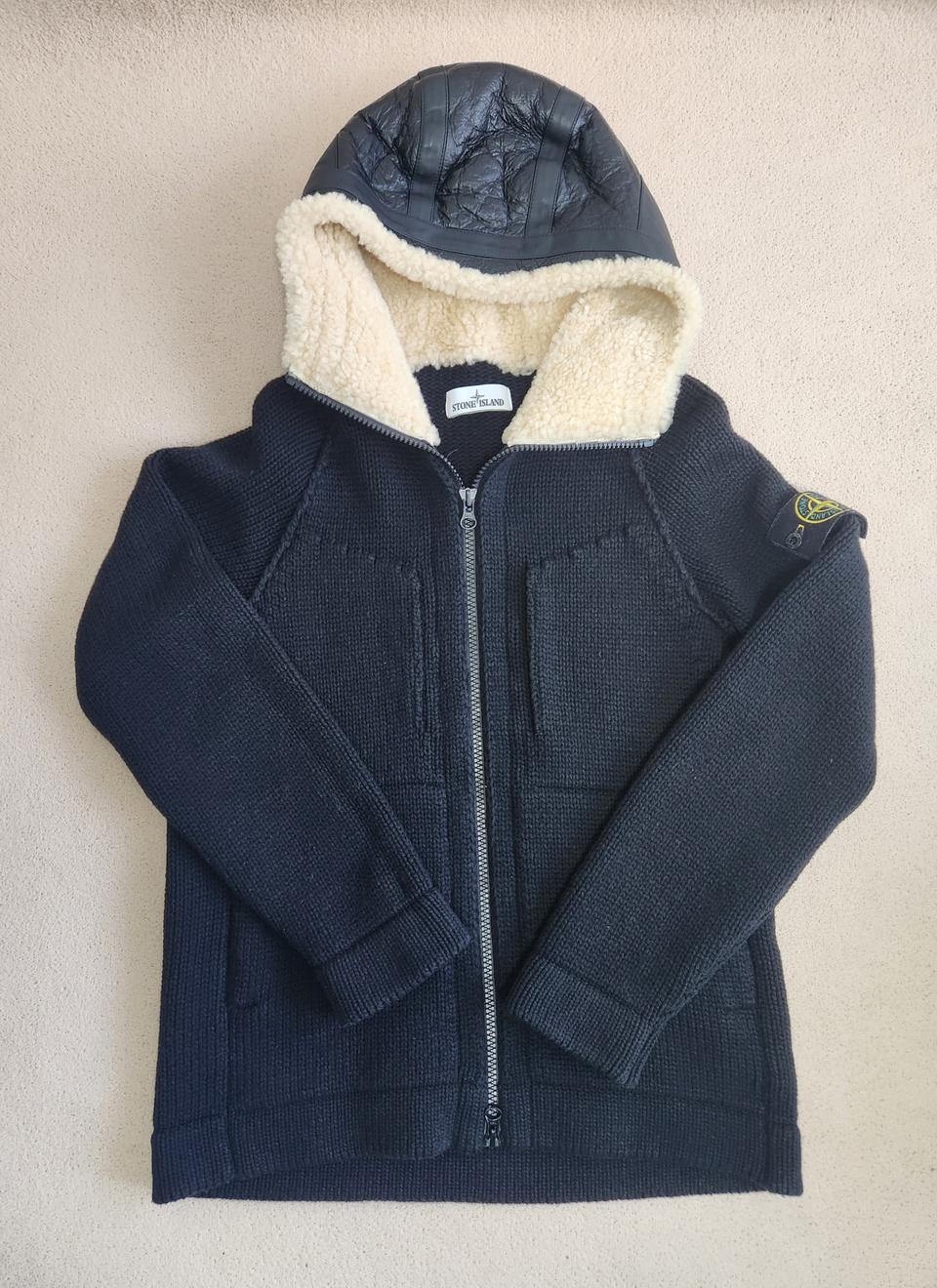 스톤아일랜드 무스탕후드 내피 니트 자켓L