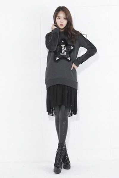 에고이스트 래빗퍼 트리밍 패치 원피스