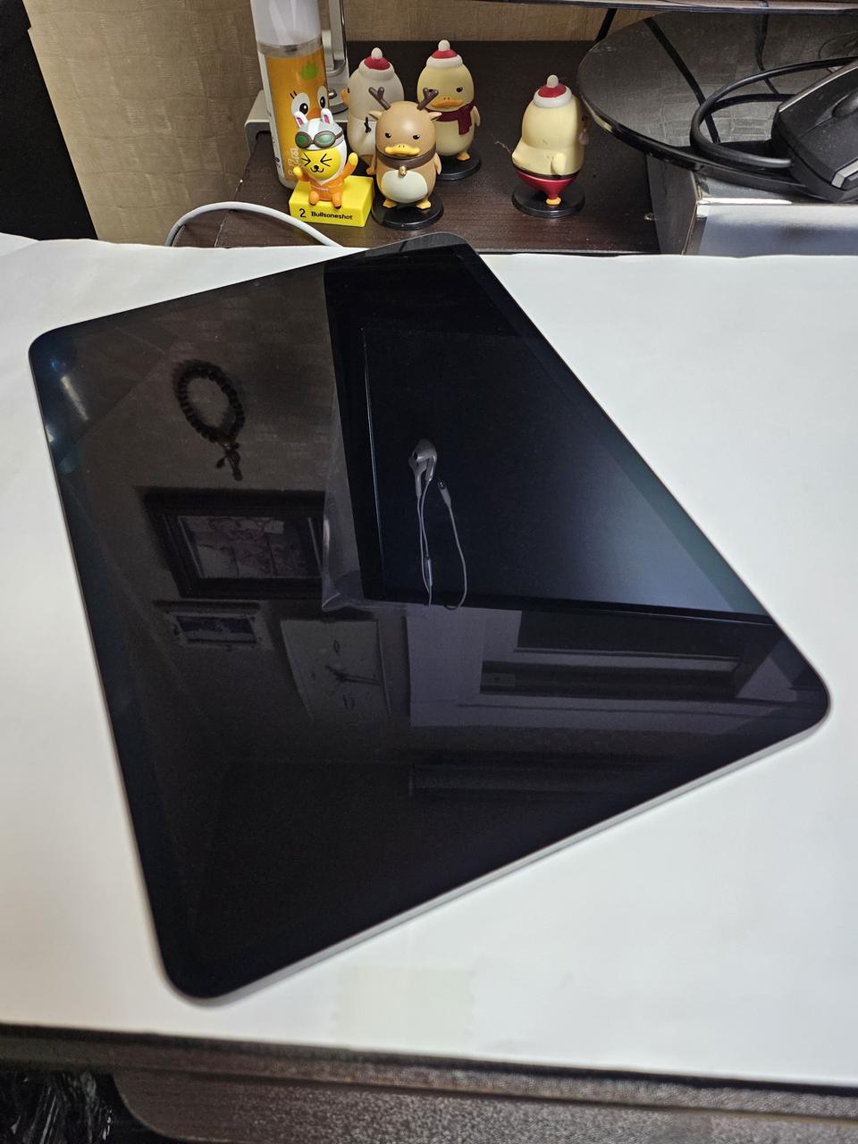 아이패드 프로4세대 11인치2세대 128G wifi 팔아요