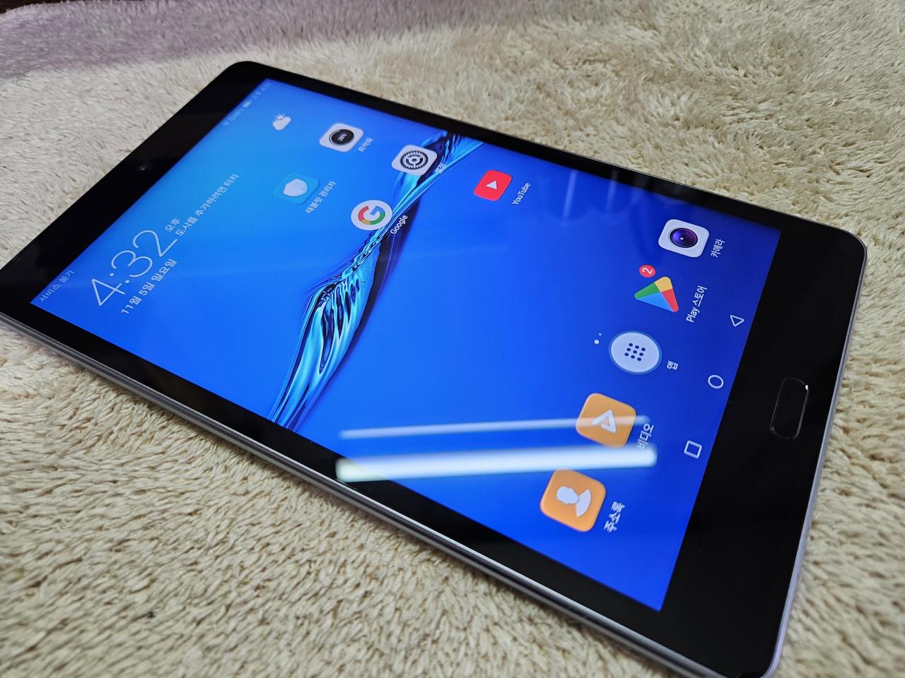 화웨이 미디어패드 M3 Lite. Lte. CPN-L09.