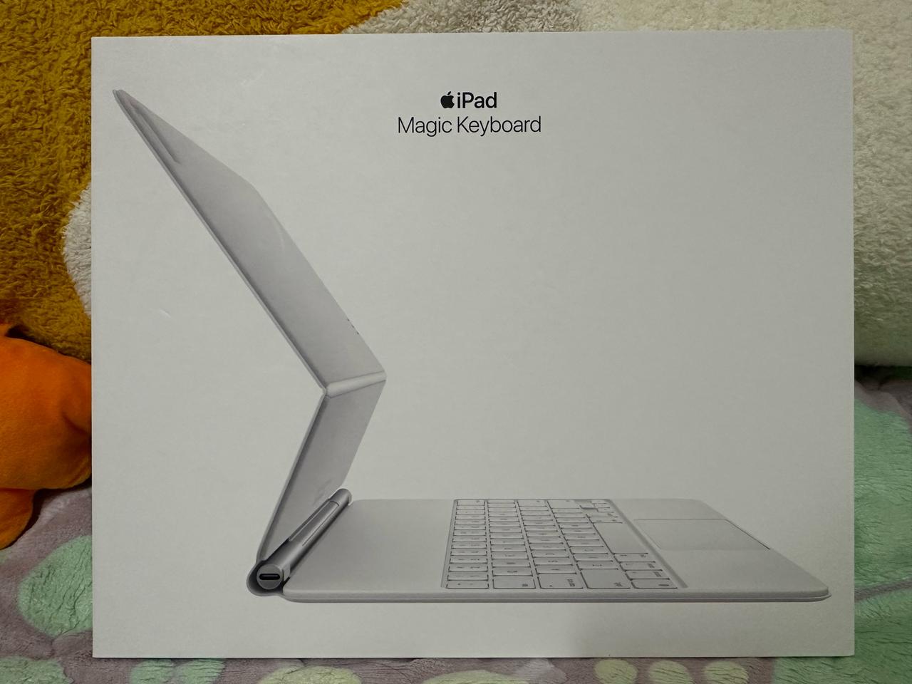 매직키보드12.9 (6세대)화이트 풀박스+애케플