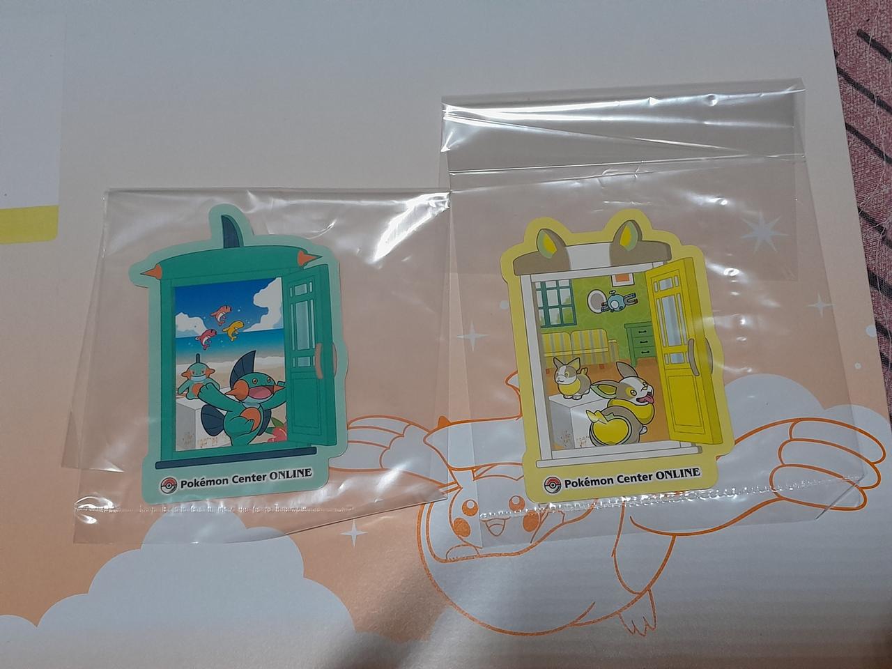 포켓몬센터 피카츄상 스티커 2종 판매(멍파치, 늪짱이)