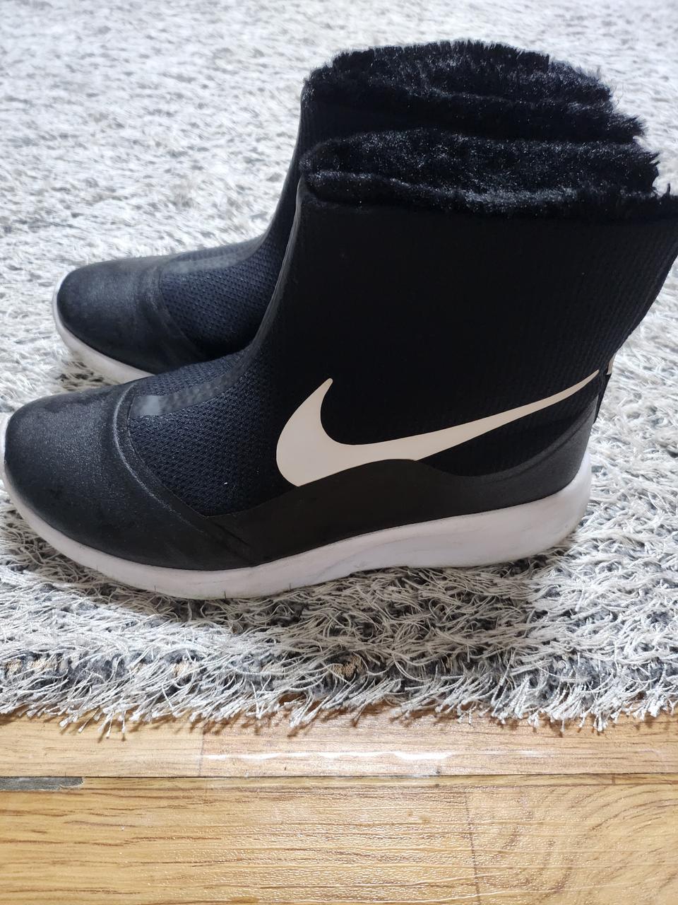 나이키 탄준 하이부츠