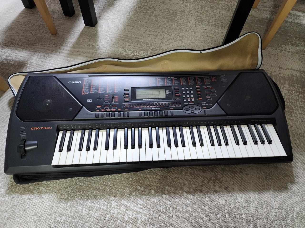 카시오 키보드 팝니다.