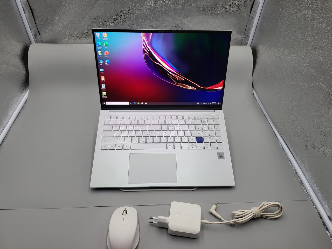 삼성전자 갤럭시북 이온 15인치 !5 램16기가 ssd512