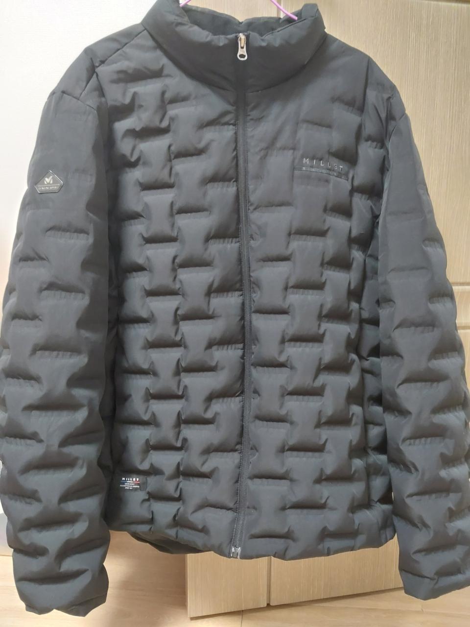 밀레 경량 패딩 사이즈120 인데 110~115 착용