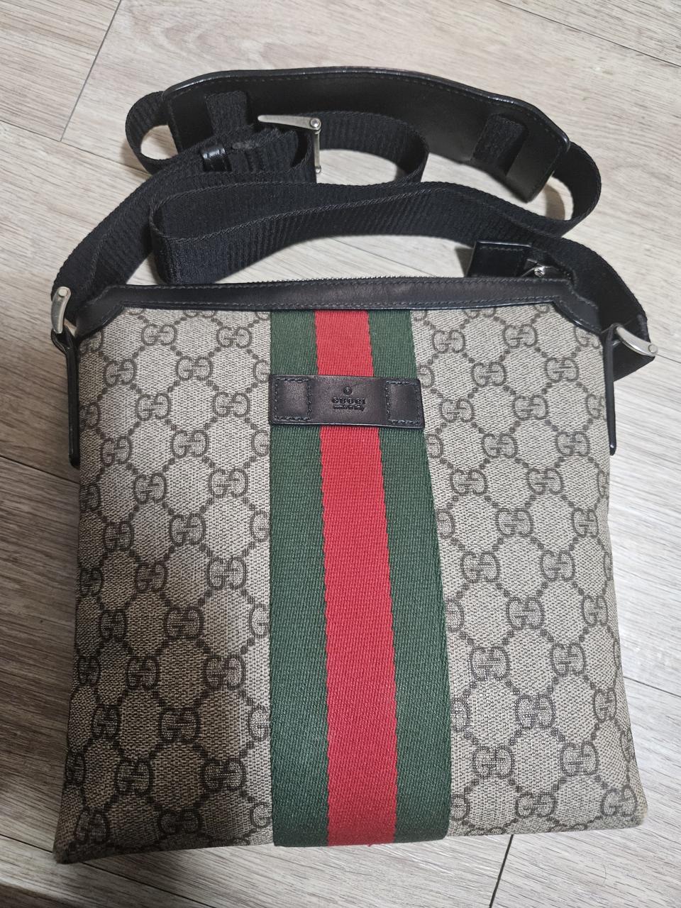 구찌 정품 크로스백 오피디아 37만원 판매