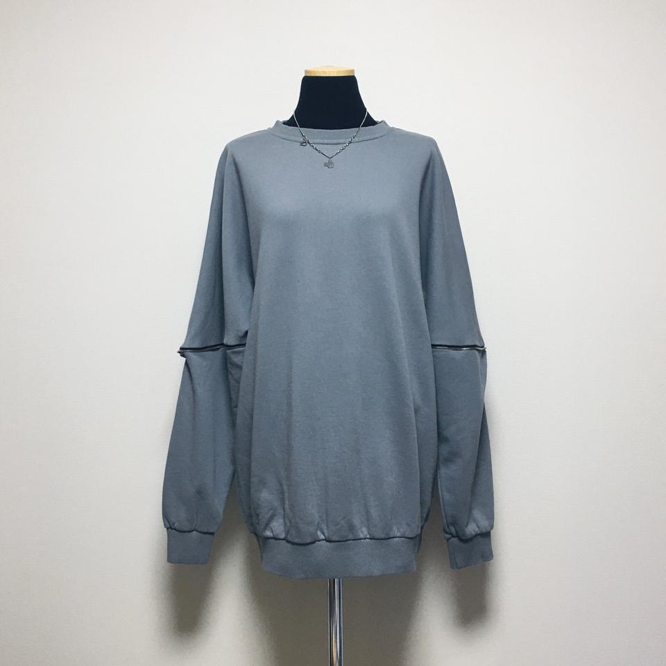 [새제품] 소라색 유니크 맨투맨