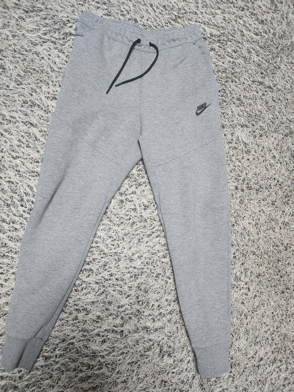 나이키 테크팩 바지