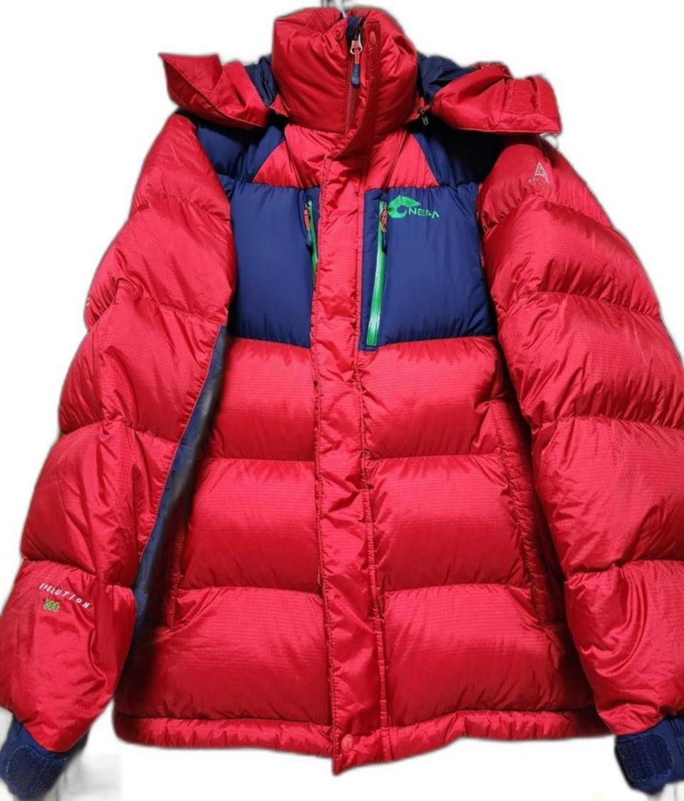 네파 에볼루션 800 경량패딩 95