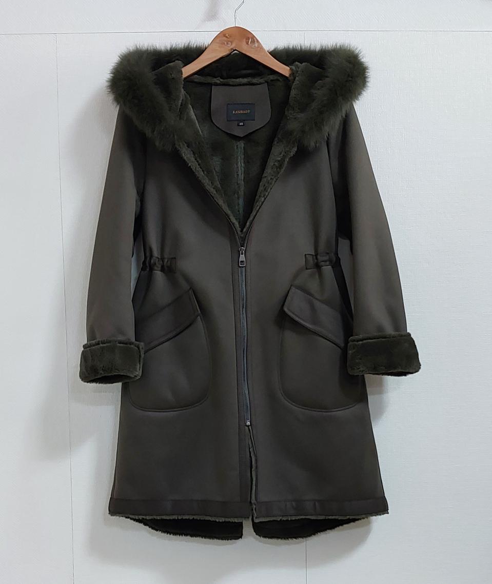 카시바디 폭스퍼 무스탕 코트