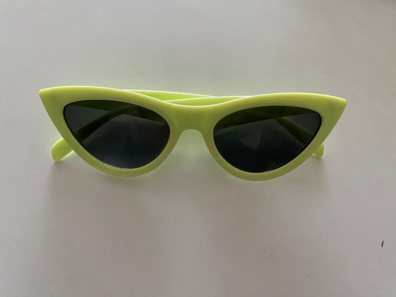 캣츠아이 선글라스 형광 네온 라임