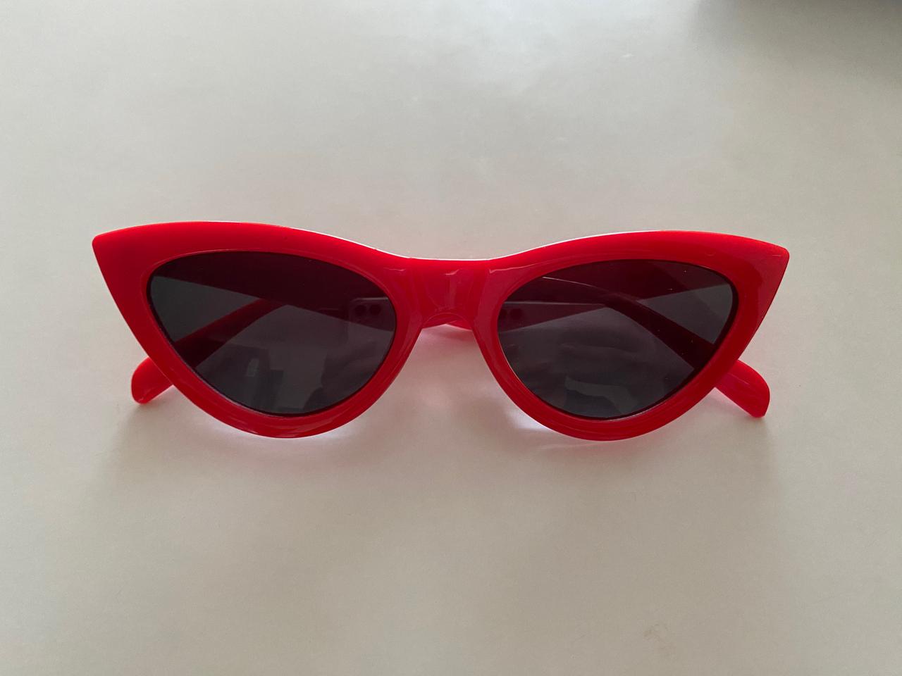 레드 캣츠아이 선글라스