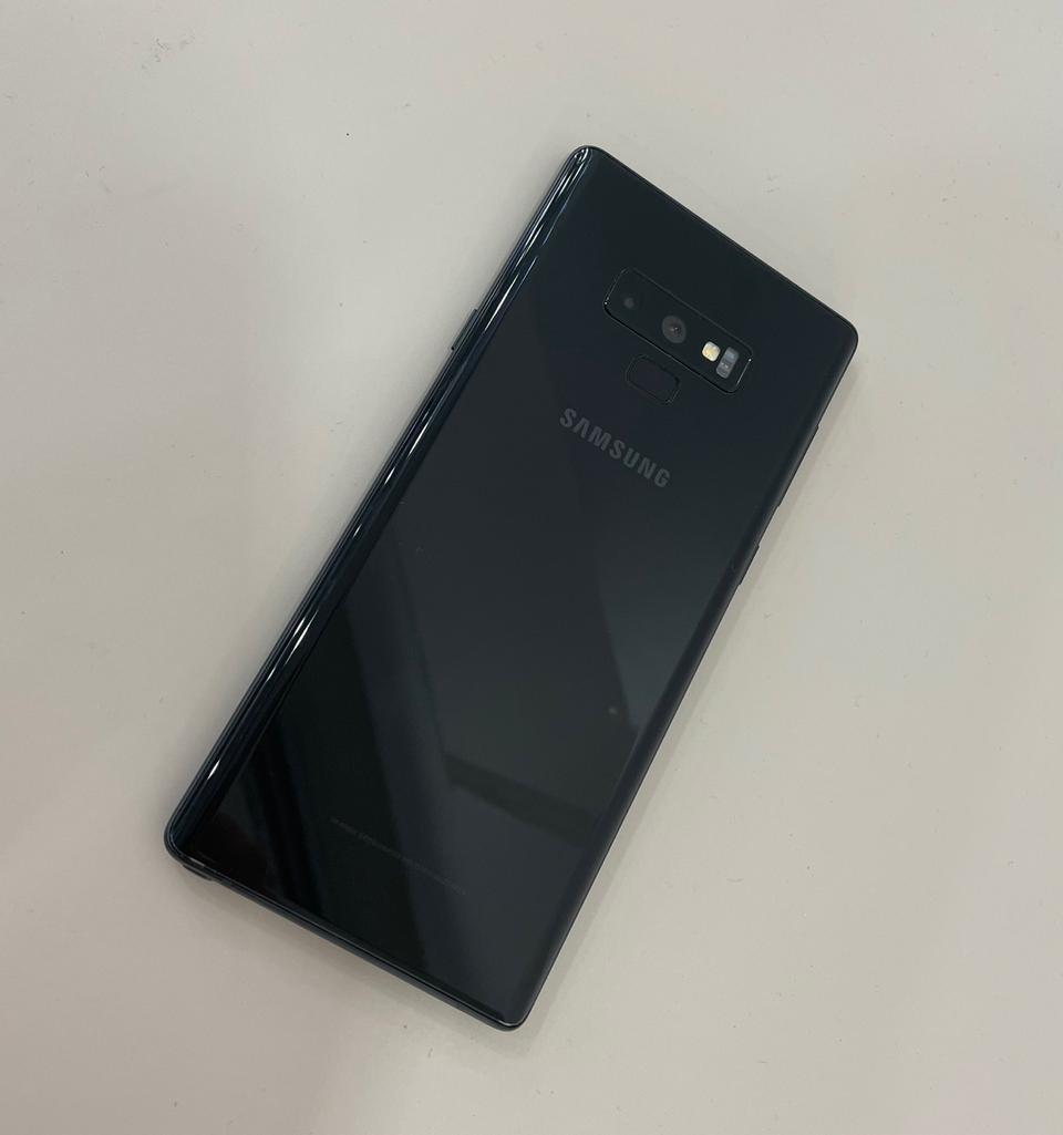 갤럭시 노트9 특Sss급 128기가 외관액정깨끗 기능이상없음!