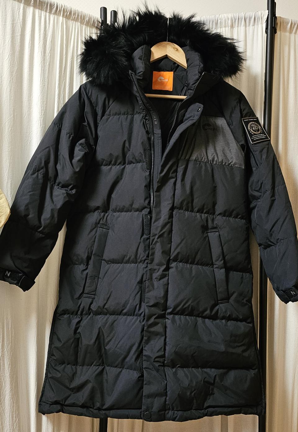 네파 아동롱패딩