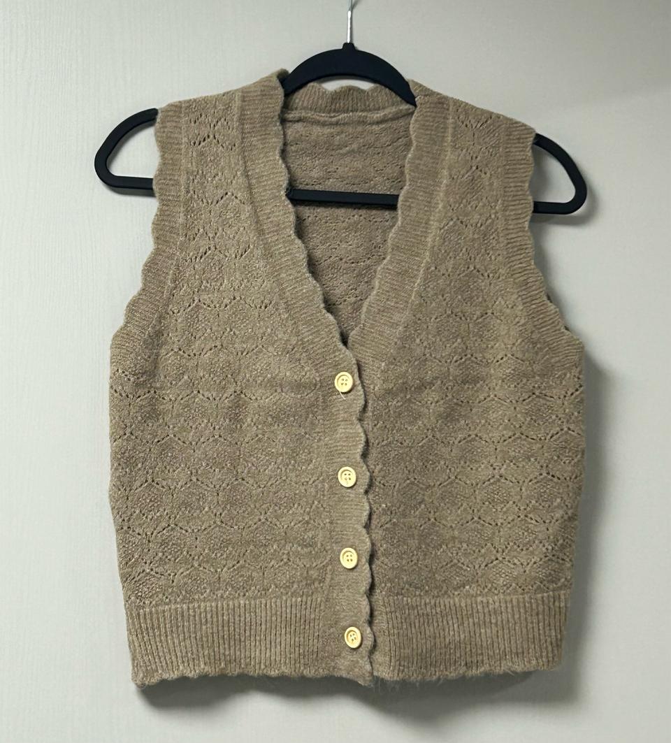 (새상품)니트조끼 가디건 브라운