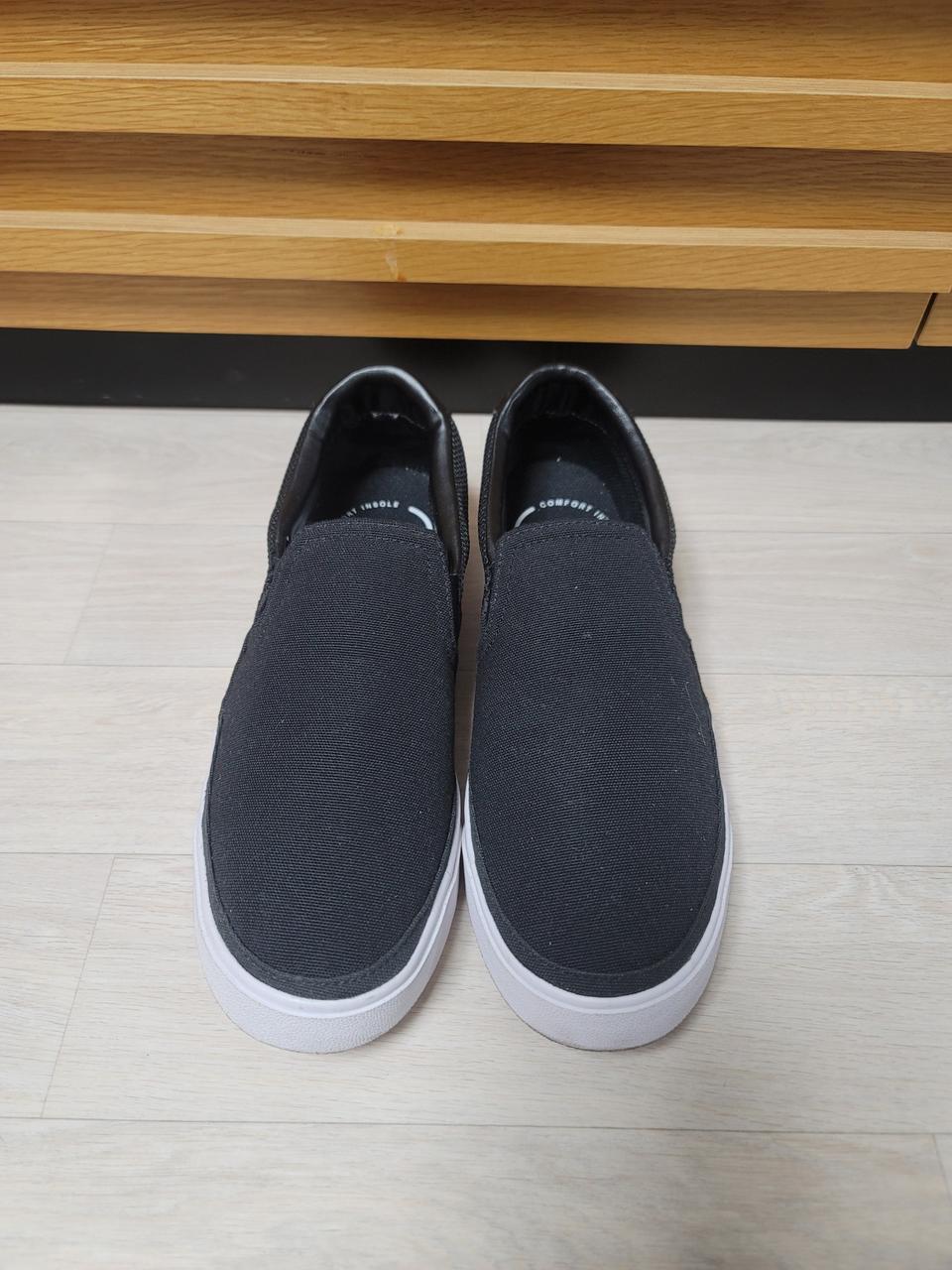 나이키 슬립온 265 새상품급입니다.