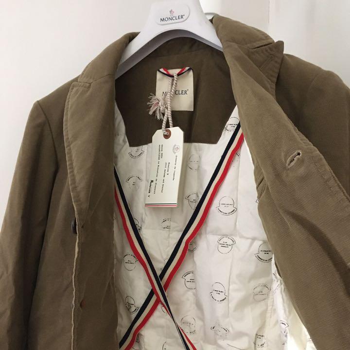 [새상품]몽클레어 x 비즈빔 몽클레르 V 다운 자켓 3사이즈