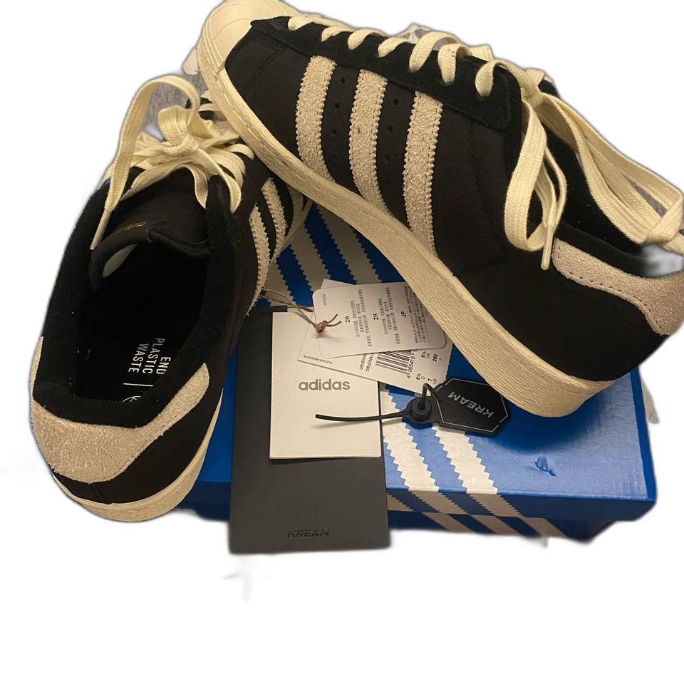 아디다스 슈퍼스타 82 블랙 화이트