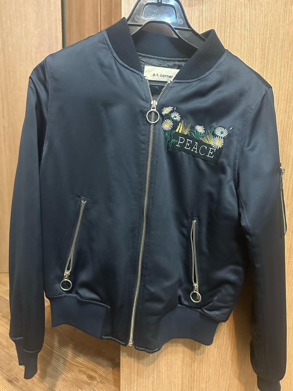 엣코너 누빔점퍼