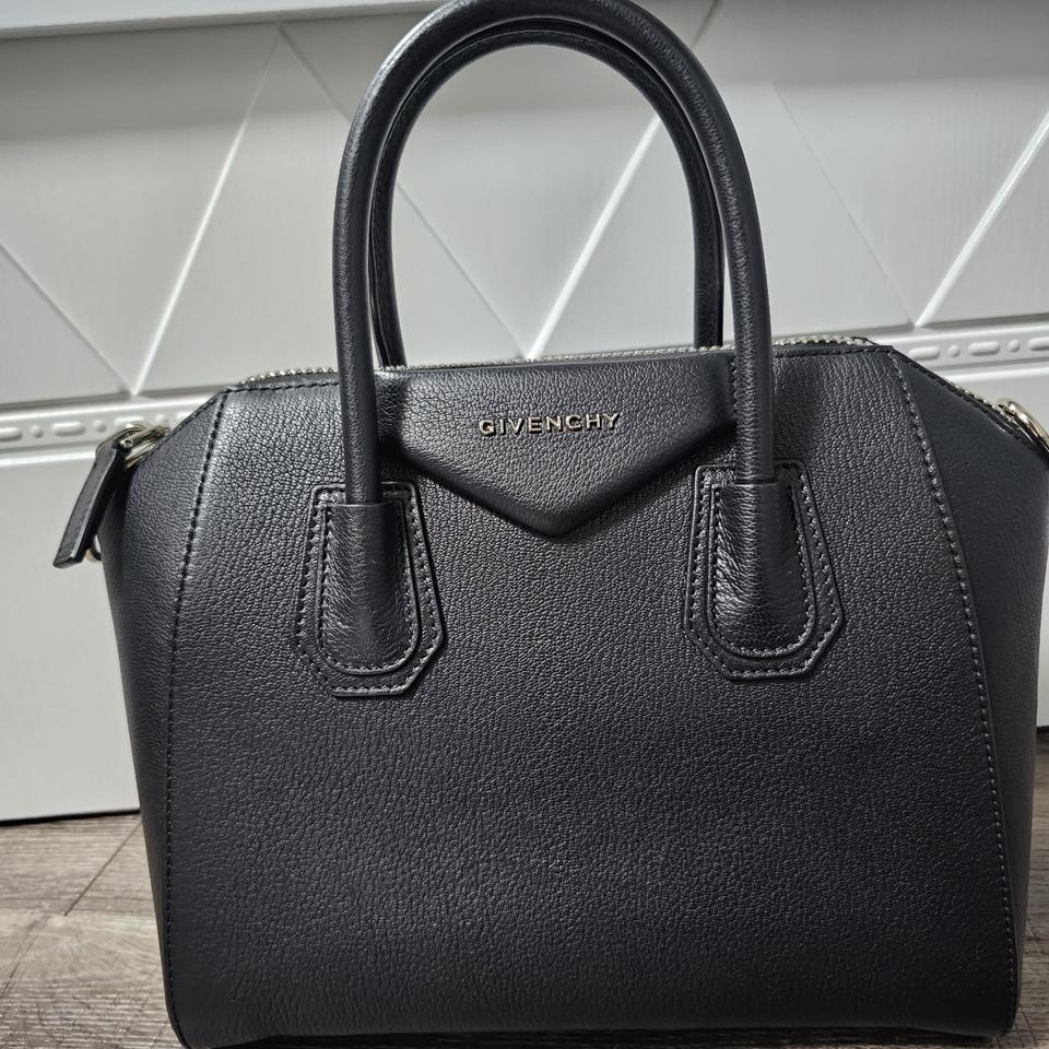 지방시 안티고나 고트스킨 미듐