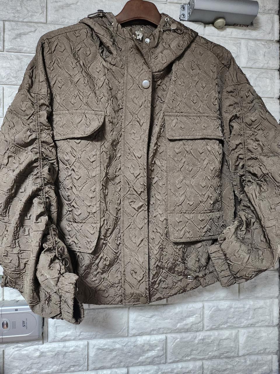 후드 쭈글이 숏 점퍼 프리사이즈 (새제품)